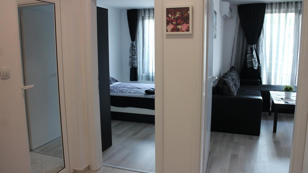 Deva Apartments Сандански Екстериор снимка